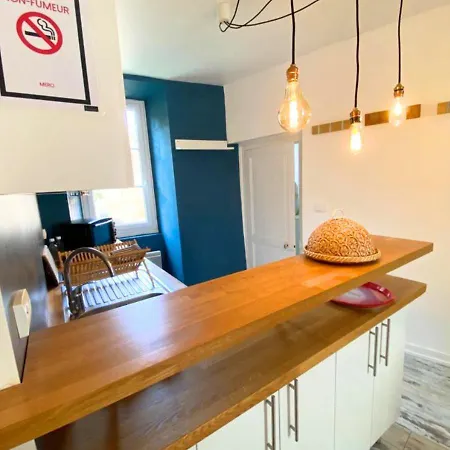 La Comedie - Centre - La Conciergerie. Poitiers